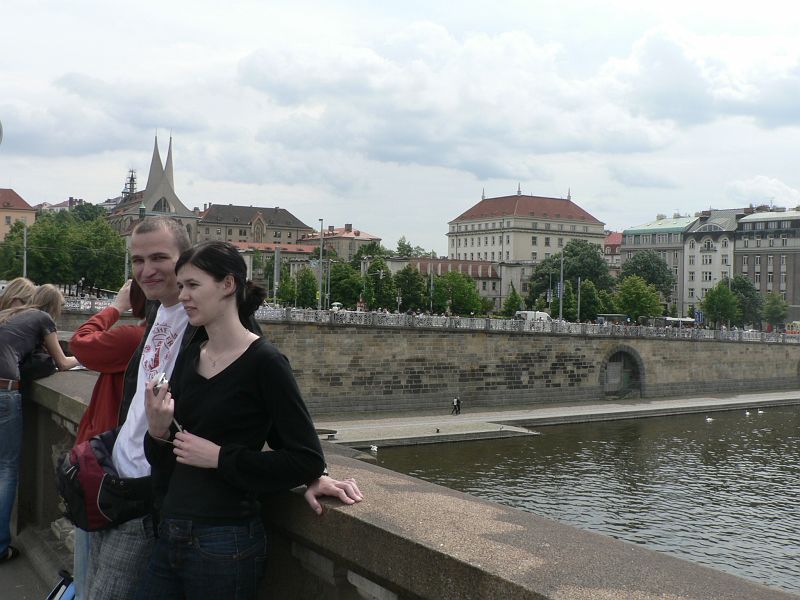 Maraton09 122.jpg - Tak tam vzadu by už kluci měli být.